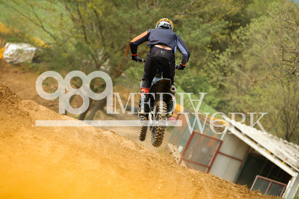 5E6A9969 | 989 MEDIAWORK