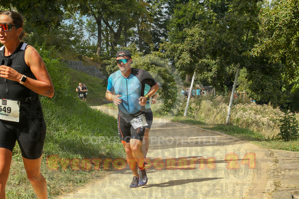 250824_1414_EX1_5472 | Sportfotografie im Rhein-Sieg Kreis, Köln, Bonn, NRW, Rheinland Pfalz, Hessen, etc. Unser Tätigkeitsfeld umfasst den Laufsport vom Volkslauf über den Marathon, Duathlon, Triathon bis zum Ultralauf wie Kölnpfad Ultra oder Schindertrail.