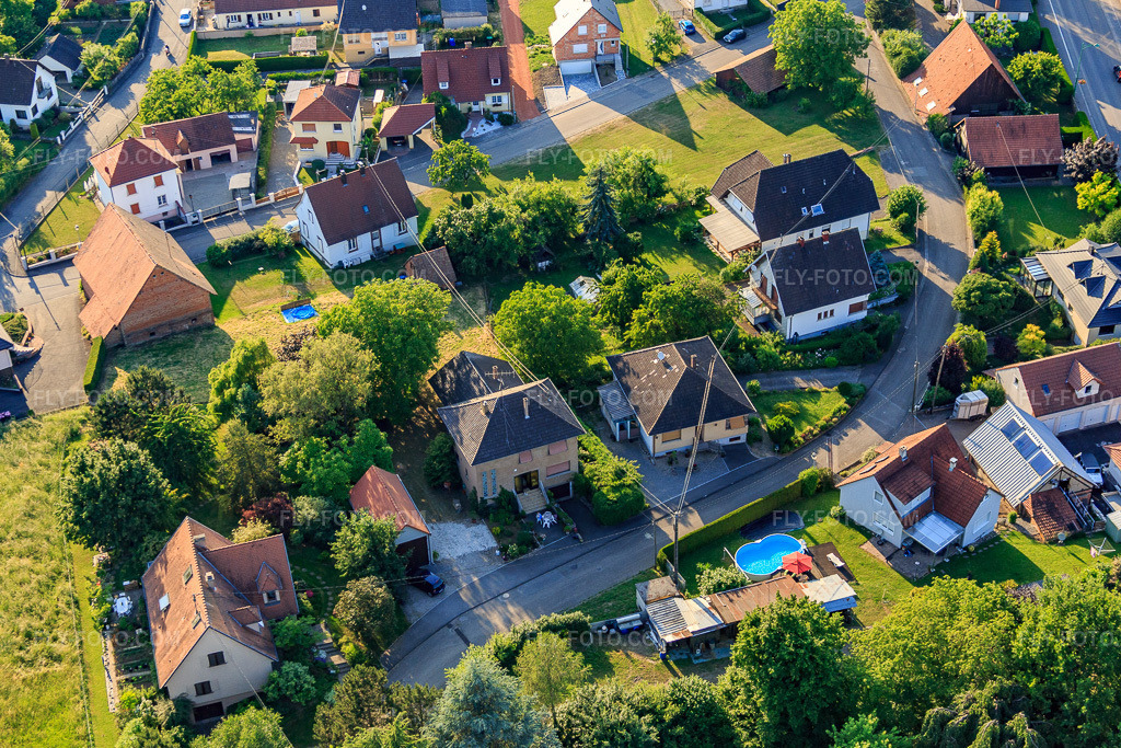 Aerial view: Rue Hubweg in Soultz-sous-Forêts in the state Bas-Rhin, France.Photo: IMG_080217.jpg taken on 06/05/2015 by Werner Riehm/FLY-FOTO.comResolution of the original: 5085 x 3390 px