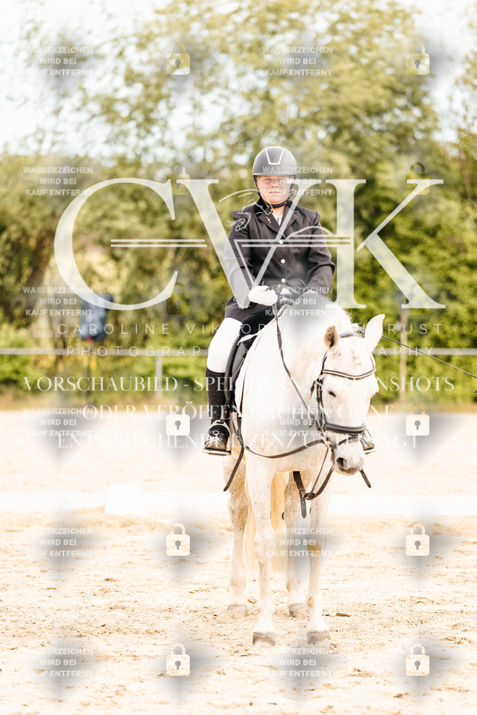 CK904832 | Turnierfotografie Pferdefotografie Trier Rheinland-Pfalz Pferdesport Reitsport Tierfotografie Sportfotografie Pferdevideo Pferdevideografie Equestrianvideography equestrianphotography  - Realisiert mit Pictrs.com