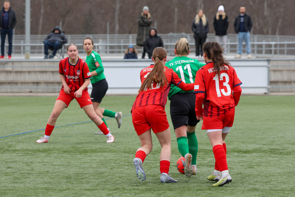 20260315-FCH-Steinheim_080 | 1.FC Heidenheim 1846 II vs. TV Steinheim, Fußball, Frauen, Bezirksliga, 2025/2026, 12. Spieltag, 15.03.2026 in Heidenheim, Kunstrasen b. Voith-Arena West(Foto: Michael Bulling) - Realisiert mit Pictrs.com