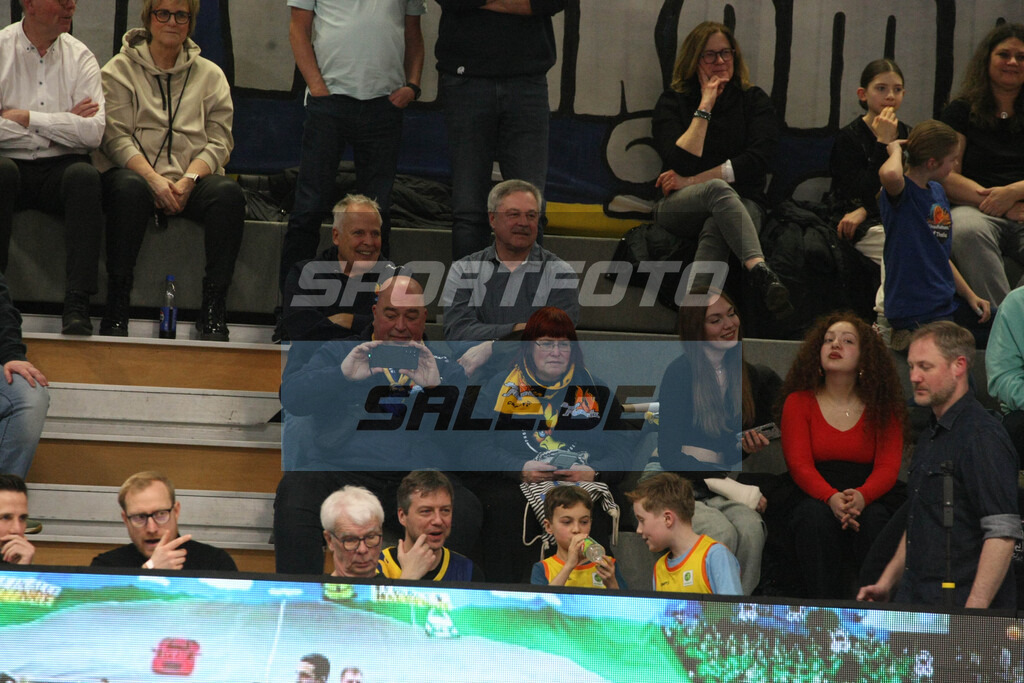Phoenix Hagen - Nürnberg Falcobns | Phoenix Hagen Publikum - © Sportfoto-Sale (MK) - Realisiert mit Pictrs.com