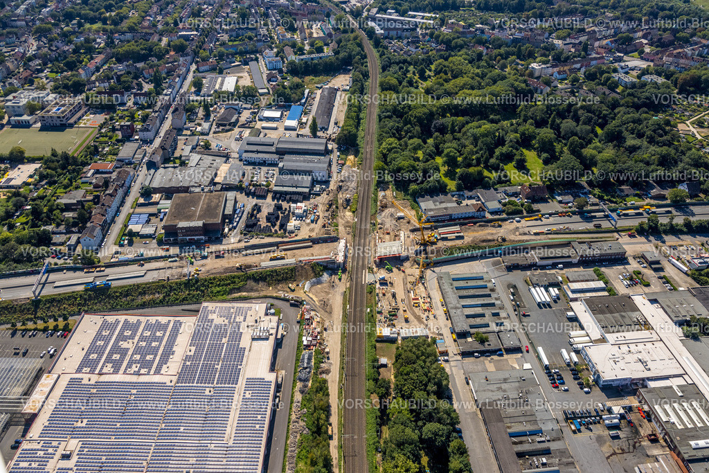 Bochum240816543 | Luftbild, Vollsperrung der Autobahn A40 am Ersatzneubau und Brückenbau Schlachthofbrücke über die Bahnschienen am Schlachthof, Hamme, Bochum, Ruhrgebiet, Nordrhein-Westfalen, Deutschland