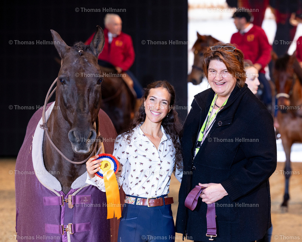 TH_Kenzie Dysli_ Atila_ Verabschiedung_27269 | EQUITANA 2025 am 11.03.25 in Essen