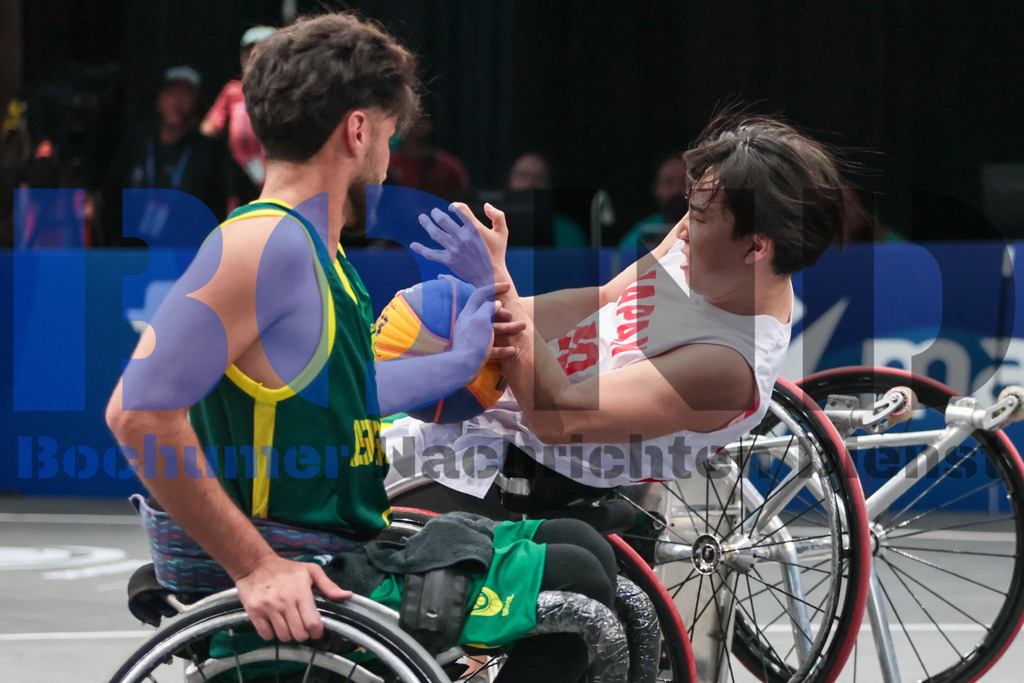 SES_TTG3X320250718-2505 | bond - Realisiert mit Pictrs.com