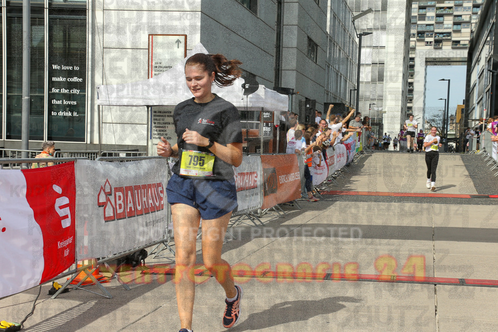 250920_1338_EX1_6012 | Sportfotografie im Rhein-Sieg Kreis, Köln, Bonn, NRW, Rheinland Pfalz, Hessen, etc. Unser Tätigkeitsfeld umfasst den Laufsport vom Volkslauf über den Marathon, Duathlon, Triathon bis zum Ultralauf wie Kölnpfad Ultra oder Schindertrail.