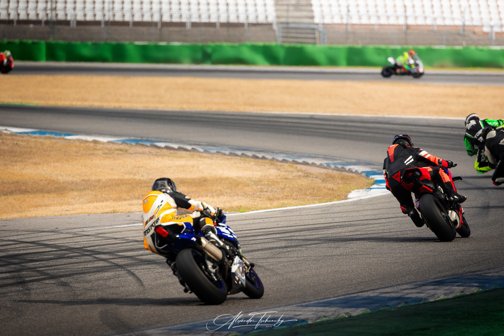 Ducati Trackday Hockenheimring 2026 | Entdecken Sie die faszinierende Welt von Alexander Tschuncky Arts: Kreative Fotografie, atemberaubende Automobilkunst und hochwertiger Bilderdruck. Lassen Sie sich inspirieren! - Realisiert mit Pictrs.com