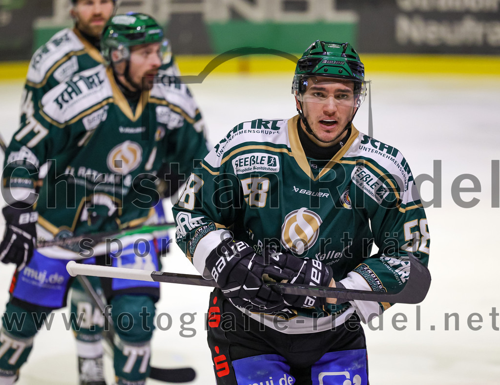 2026-01-23_087_TSV_Erding_gegen_SC_Riessersee | Erding, Deutschland, 23.01.2026:Eishockey, Oberliga Süd 2025 / 2026, 40. Spieltag, TSV Erding gegen SC Riessersee, Endergebnis: 6:5 n.V.Paul Pfenninger (Erding Gladiators, #58)Foto: Christian Riedel / fotografie-riedel.net