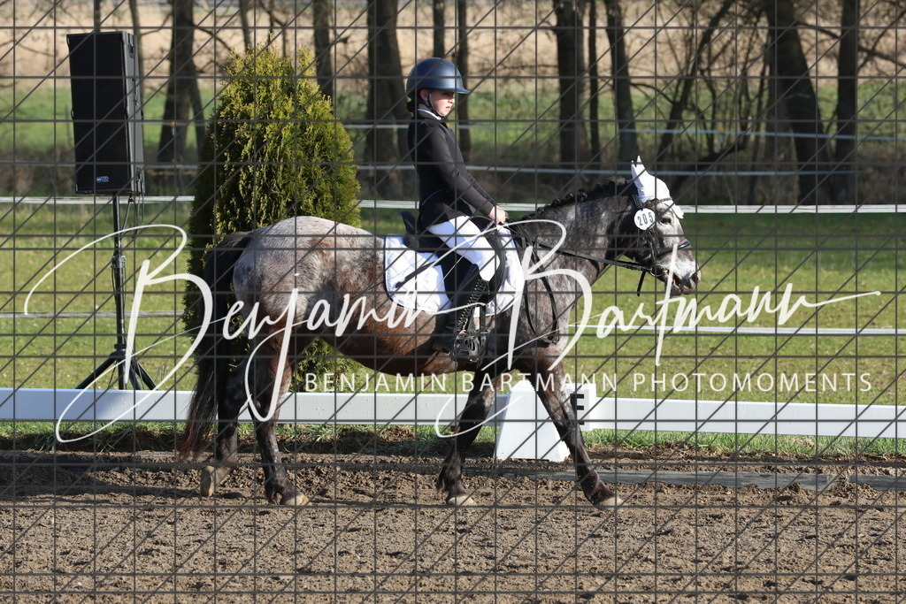 AZ2A2500 | Benjamin Bartmann Photomoments