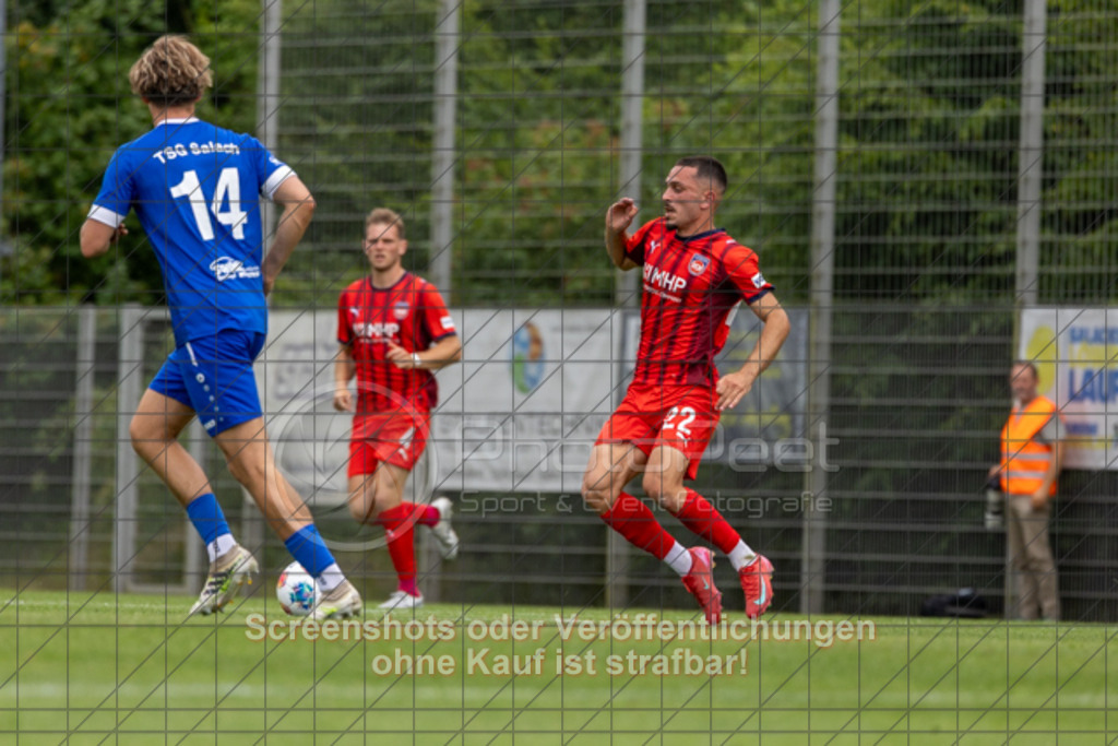 20250706_160539_1269 | #,TSG Salach (blau) vs. 1.FC Heidenheim (rot), Fußball, Freundschaftsspiel - WfV, Saison 2025/2026, Rasensportplatz, Staufenecker Str. 41, 73084 Salach, 06.07.2025 - 15:30 Uhr,Foto: PhotoPeet-Sportfotografie/Peter Harich