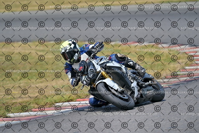 25bt04-1684 | markuskiefer.com - Realisiert mit Pictrs.com