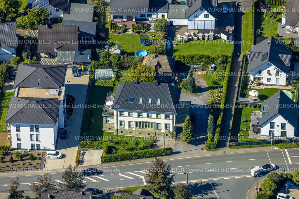 Lennestadt230909582Grevernbrueck | Luftbild, Wohngebäude Kölner Straße, Grevenbrück, Lennestadt, Sauerland, Nordrhein-Westfalen, Deutschland