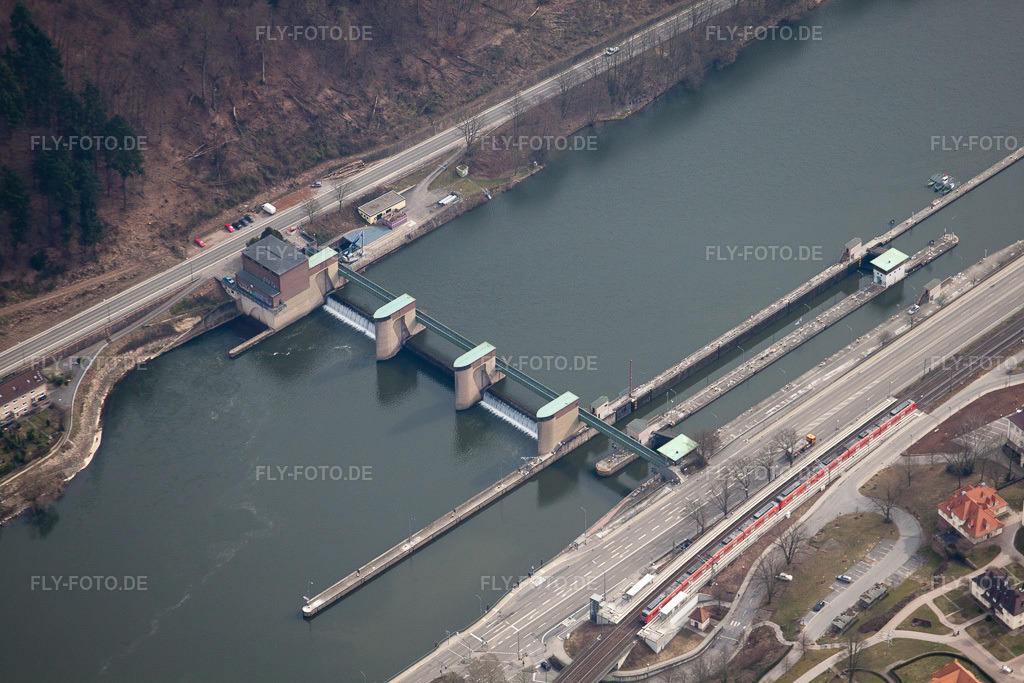 Luftbild: Schleuse Neckargemünd im Ortsteil Ziegelhausen in Heidelberg im Bundesland Baden-Württemberg in Deutschland. Foto: IMG_37926.jpg vom 12.03.2011 durch Werner Riehm/FLY-FOTO.de