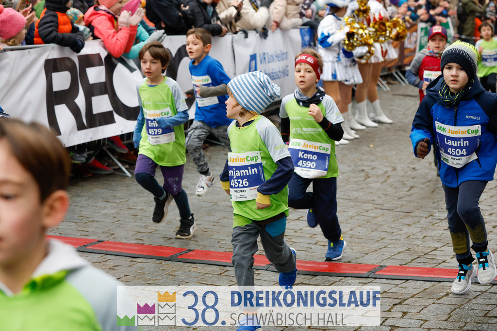 400m AOK Junior Cup | 3 Koenigslauf 2024 400m AOK Junior Cup - Realisiert mit Pictrs.com
