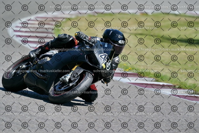 26BT01-1018 | 049 - Realisiert mit Pictrs.com