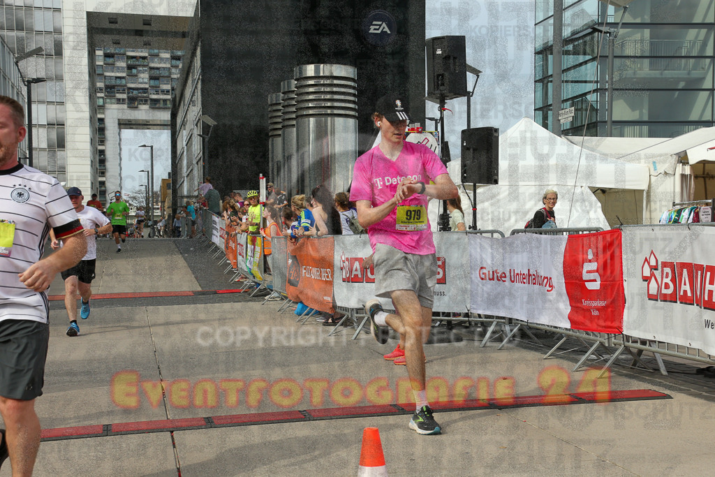 250920_1528_EX1_9584 | Sportfotografie im Rhein-Sieg Kreis, Köln, Bonn, NRW, Rheinland Pfalz, Hessen, etc. Unser Tätigkeitsfeld umfasst den Laufsport vom Volkslauf über den Marathon, Duathlon, Triathon bis zum Ultralauf wie Kölnpfad Ultra oder Schindertrail.