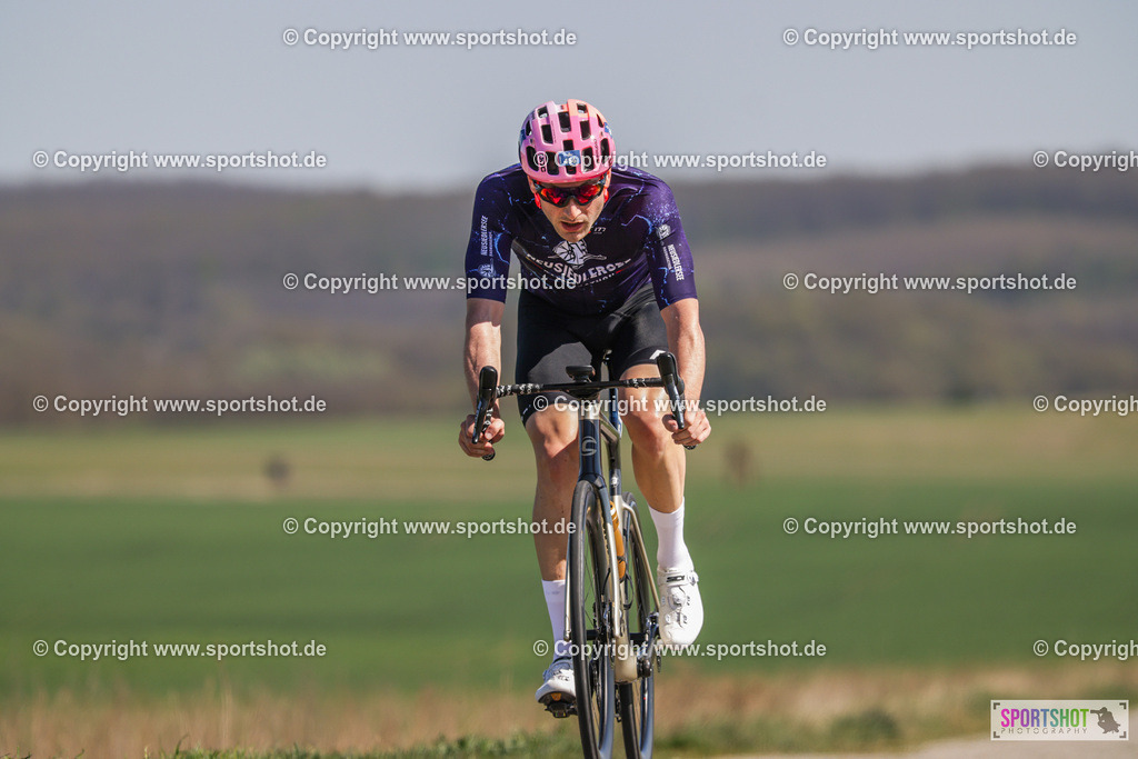 368A3381 | Neusiedlersee Radmarathon 2026@sportshot_your_pictrs #yourpictures#roadtowm2029 #nrm #neusiedlerseeradmarathon #neusiedlersee #neusiedlerseetourismus #burgenland #mörbisch #nrm26 #burgenlandtourismus #voglundco #poweredbyburgenlandtourismus #radsport #rad #marathon #ucigranfondo #visitburgenland #ucigranfondoworldseries