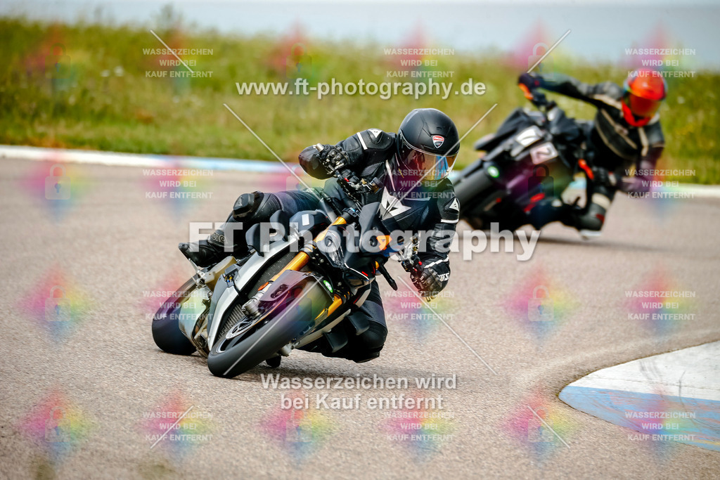 Chambley Juli-2860 | Hier findet Ihr Bilder von Touristenfahrten auf der Nürburgring Nordschleife oder von anderen Veranstaltungen die ich besucht habe. Viel Spass beim Durch Schauen 