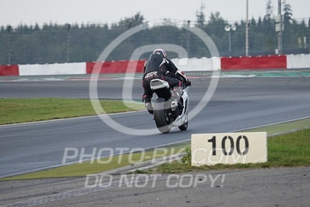 2023_09_12_PBK_24459 | Sportfotografie; SlowMotion; Video; Rennstrecke; Hafeneger; Speer; Racing; RSE; BMW; CBO; Trackday; Motorsportarena; Hockenheimring; Brno; Most; Barcelona; Valencia