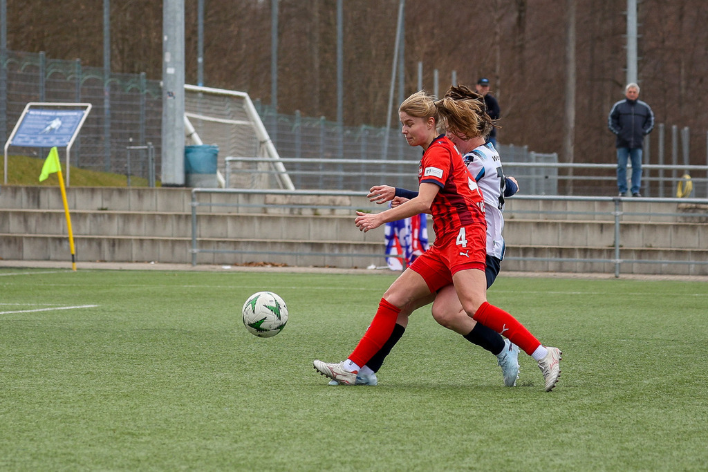 20260329-FCH-WaldebeneStuttgart_042 | 1.FC Heidenheim 1846 vs. FSV Waldebene Stuttgart, Fußball, Frauen, Oberliga, 2025/2026, 15. Spieltag, 29.03.2026 in Heidenheim, Kunstrasen b. Voith-Arena West(Foto: Michael Bulling) - Realisiert mit Pictrs.com