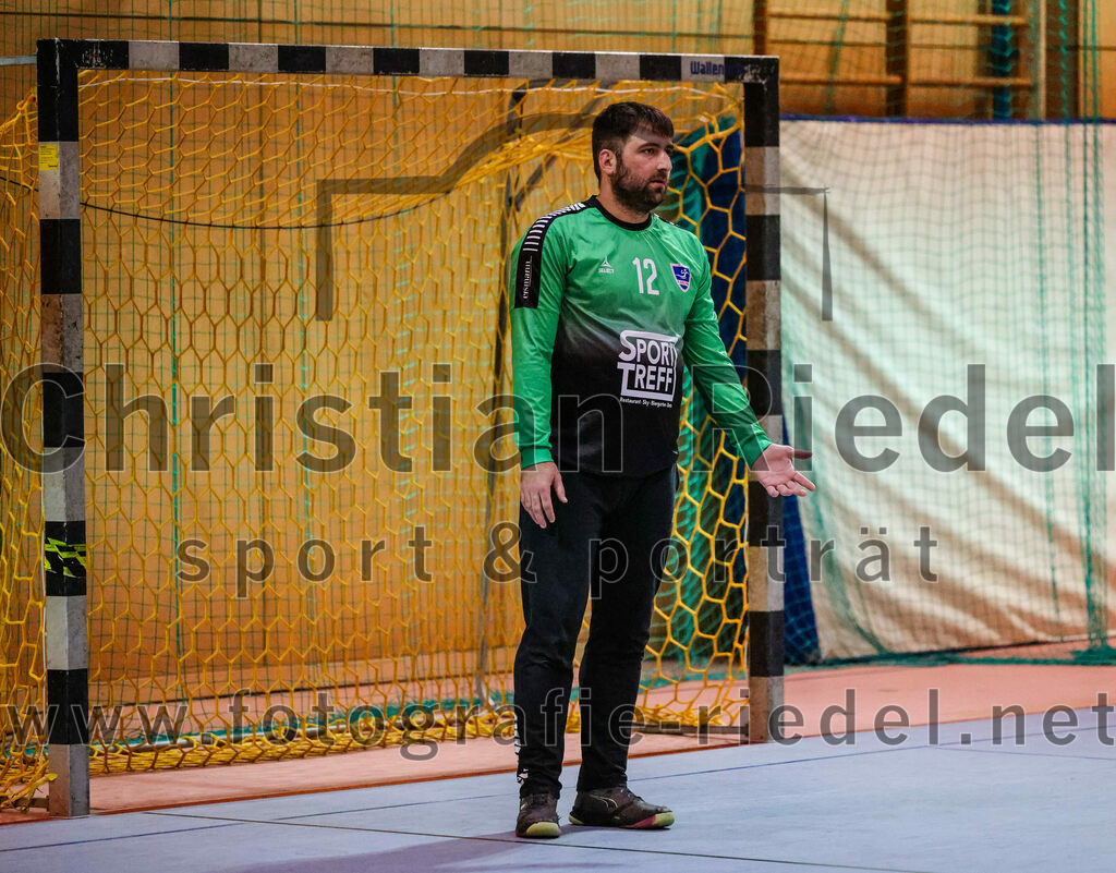 2023-11-11_028_SpVgg_Altenerding_gegen_HC_Donau-Paar | Erding, Deutschland, 11.11.2023:
Handball, Bezirksoberliga Männer 2023 / 2024, 7. Spieltag, SpVgg Altenerding gegen HC Donau/Paar, Endergebnis: 44:32

Joachim Murgg (HC Donau/Paar, #12)

Foto: Christian Riedel / fotografie-riedel.net