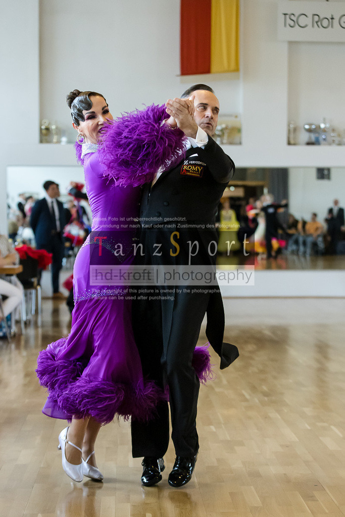 20240525_RL-Masters3-Std_5925 | Tanzsportbilder, Standardtanz, Lateintanz, WDSF, DTV, LTVB, dancecomp, goc, hessen tanzt, blaues band der spree, walzer, tango, wiener walzer, slowfox, quickstepp, samba, rumba, cha-cha-cha, paso doble. jive, hd-kroft photography, turniertanzsport