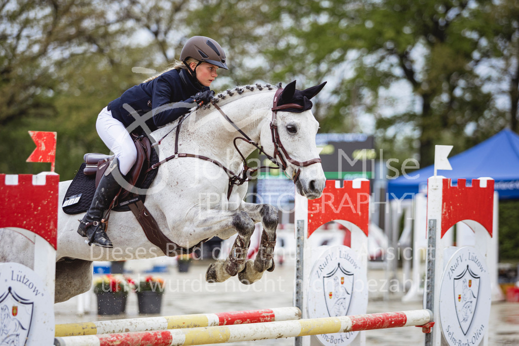 240426_Olfen-Vinnum_PonyTrophy-287 | Deine schönsten Turniermomente als professionelle Fotos! Entdecke hochwertige Pferdesport-Fotografie im Online-Shop. Jetzt Fotos finden & bestellen!