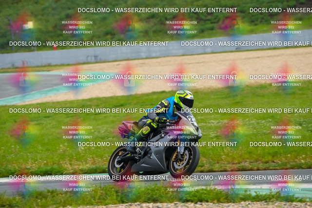 2026_05_08_PBK_22472_LRX | Sportfotografie; SlowMotion; Video; Rennstrecke; Hafeneger; Speer; Racing; RSE; BMW; CBO; Trackday; Motorsportarena; Hockenheimring; Brno; Most; Barcelona; Valencia