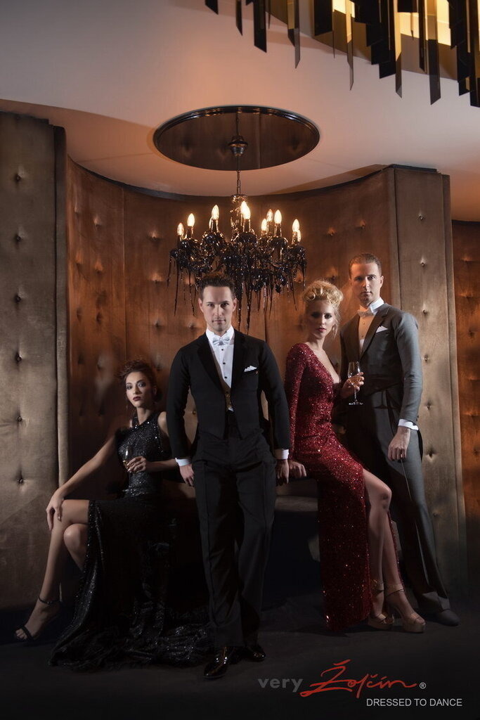 Arkadius_Fashion_045 | Mein Name ist Arkadius. Ich fotografiere Ihre Hochzeit in Frankfurt und im Umkreis von 200 km. Als Fotograf bin ich noch bekannt im Bereich Business- und Modefotografie.