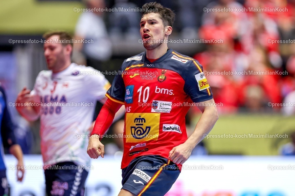 EHF22012602112 | 22.01.2026, Handball, Men's EHF EURO 2026, Spanien - Norwegen, Jyske Bank Boxen in Herning, Dänemark, Main Round:  Alex Dujshebaev Dovichebaeva (Espania #10) 