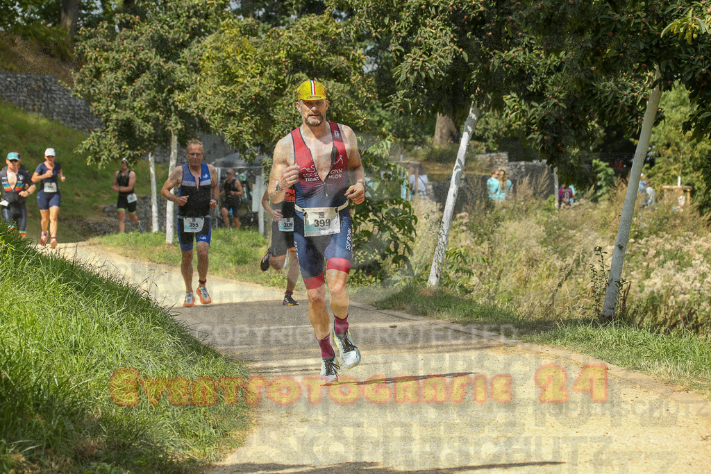 250824_1337_EX1_3006 | Sportfotografie im Rhein-Sieg Kreis, Köln, Bonn, NRW, Rheinland Pfalz, Hessen, etc. Unser Tätigkeitsfeld umfasst den Laufsport vom Volkslauf über den Marathon, Duathlon, Triathon bis zum Ultralauf wie Kölnpfad Ultra oder Schindertrail.
