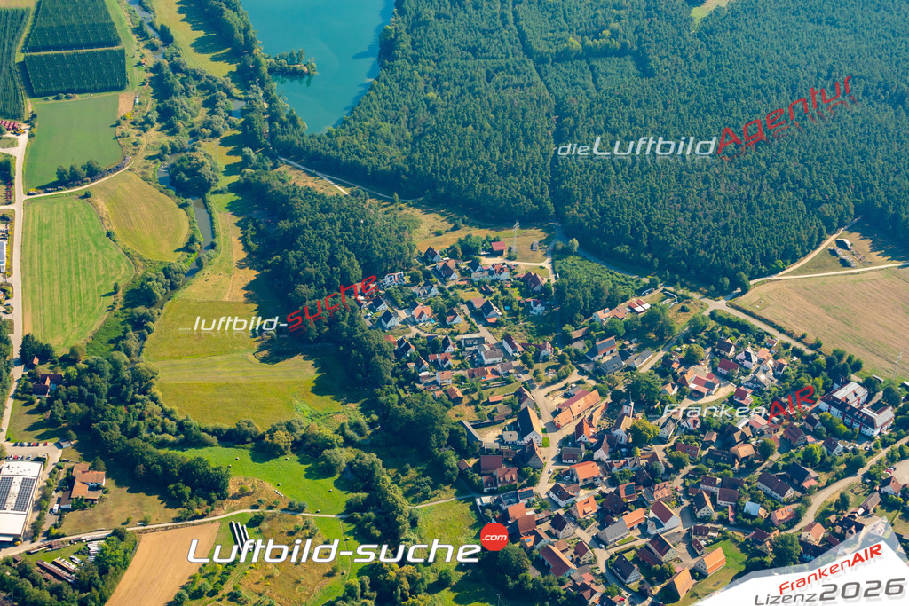 Das Luftbild zeigt : Petersgmünd Georgensgmünd - Die Luftaufnahme wurde 2024 vom UL-Flugzeug aus erstellt ( keine Drohne ) - Hochauflösende Luftaufnahme - Für grossformatige Ausdrucke geeignet. Die Geschenkidee !Mit Lizenz und Bildrechte bestellbar