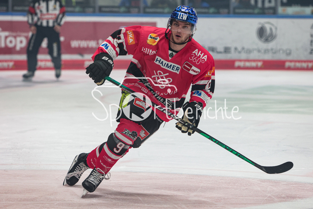 Augsburger Panther - Koelner Haie  | Justian VOLEK (AEV #9) in Aktion