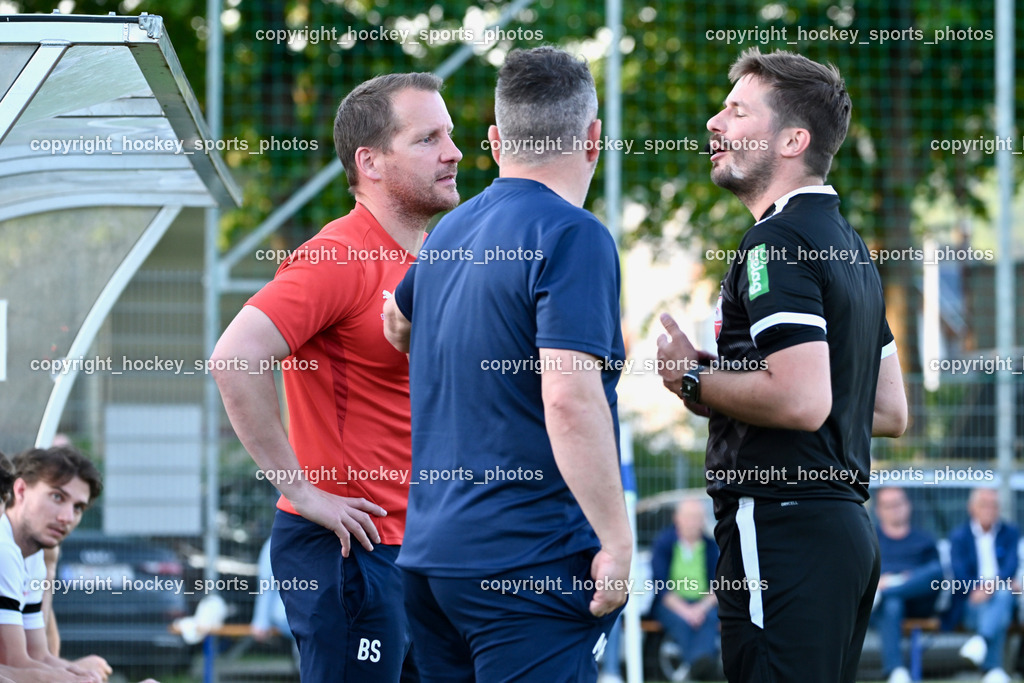 SAK vs. SC ST. Veit | Asisstentcoach SC St. Veit Bernhard Seebacher, Headcoach SC St. Veit Martin Harald Kaiser, Jürgen Hartenberger Referee, SAK vs. SC ST. Veit, SAK vs. SC ST. Veit am 30.04.2025 in Klagenfurt (Sportpark Welzenegg), Austria, (Photo by Bernd Stefan)