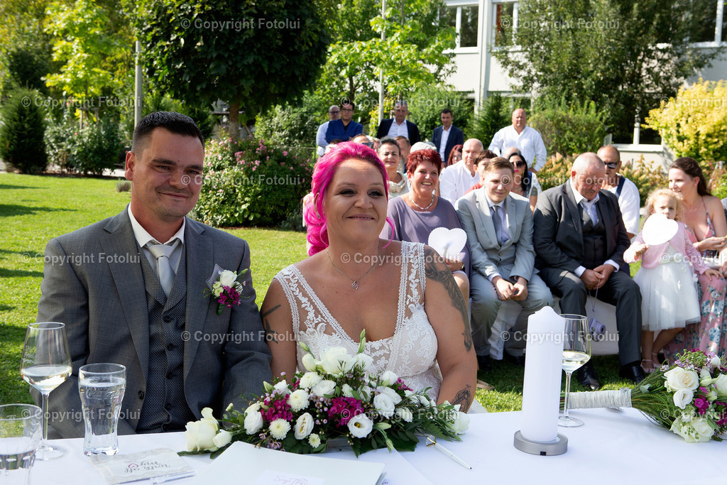 KERSTINFREDYHOCHZEIT_260822_101 | bilder, linz, photo, foto, fussball, sport, fotolui, bundesliga