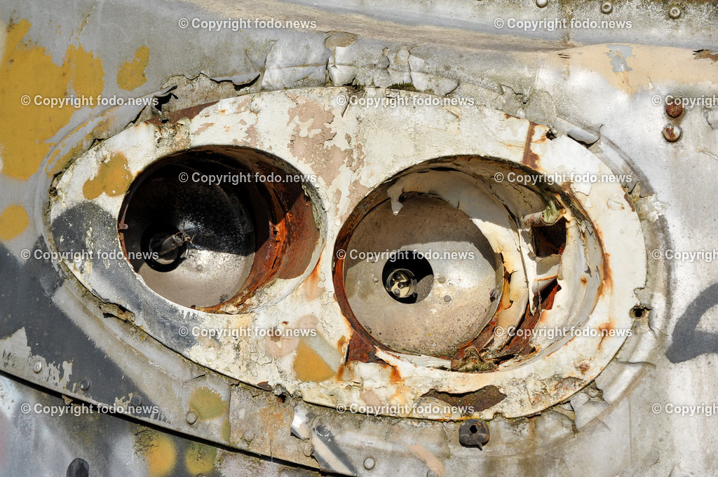 Deutschland_ Baden-Wuerttemberg_ Heilbronn_ 21.02.2025-28 | 21.02.2025, Deutschland, GER, Baden-Wuerttemberg, Heilbronn im Bild Themenbild, Stadtansichten, Ehemaliges Sueddeutsches Eisenbahnmuseum, Museum, Zug, Eisenbahn, Lost Place, aufgelassen, verwildert, Waggon