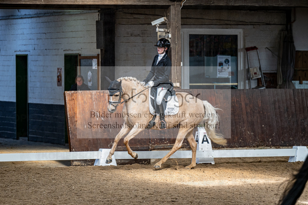 20240310-DOS_0880 | Entdecke hochwertige Reitturnierfotos von Foto Oger. Professionell, emotional und authentisch – jetzt Lieblingsmomente im Shop bestellen.Deutschlandweite Turnierfotografie. - Realisiert mit Pictrs.com