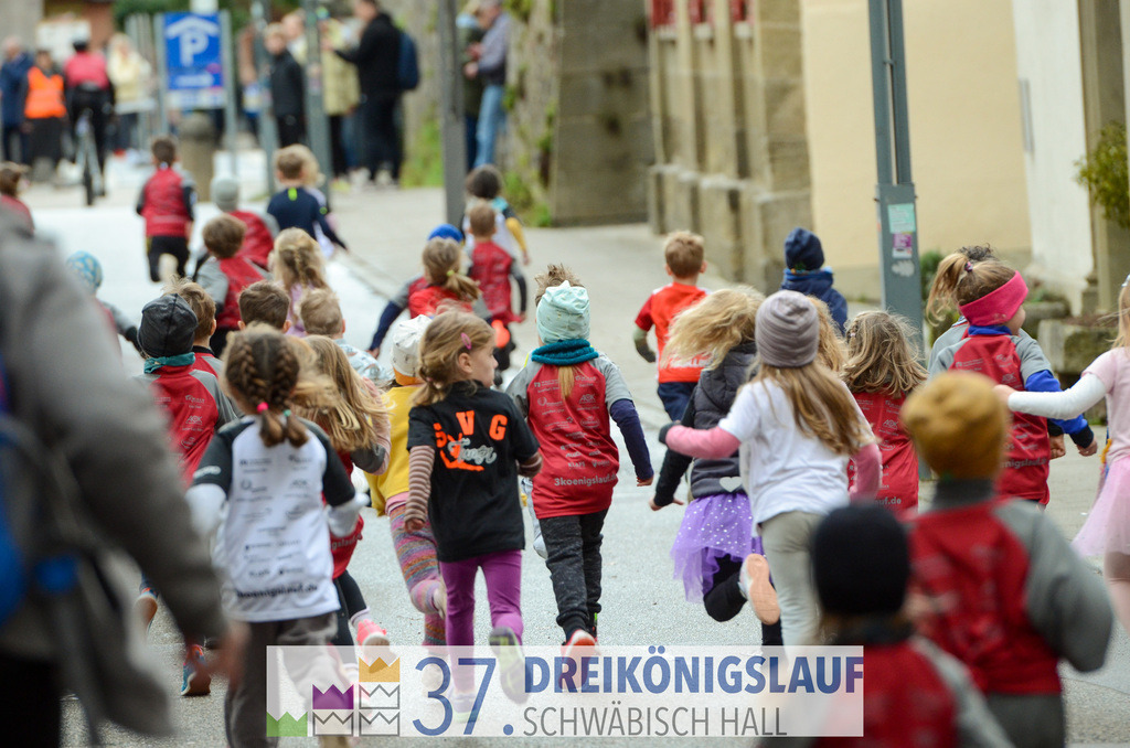 AOK JuniorCup 400m | 3Koenigslauf 2023 - Realisiert mit Pictrs.com