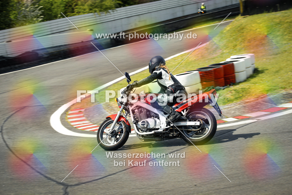 OBK_Mai_Martina_Markus-10845 | Hier findet Ihr Bilder von Touristenfahrten auf der Nürburgring Nordschleife oder von anderen Veranstaltungen die ich besucht habe. Viel Spass beim Durch Schauen 