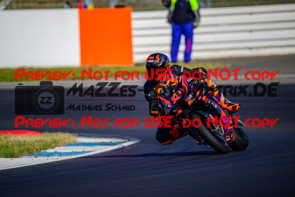 MaZZes_Fotomatrix_20250407_6007705_0817 | WEISS