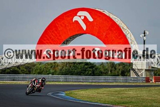 spof5900 | Professionelle Fotos von Sportveranstaltungen, aber auch Hochzeiten und anderen Events. - Realisiert mit Pictrs.com