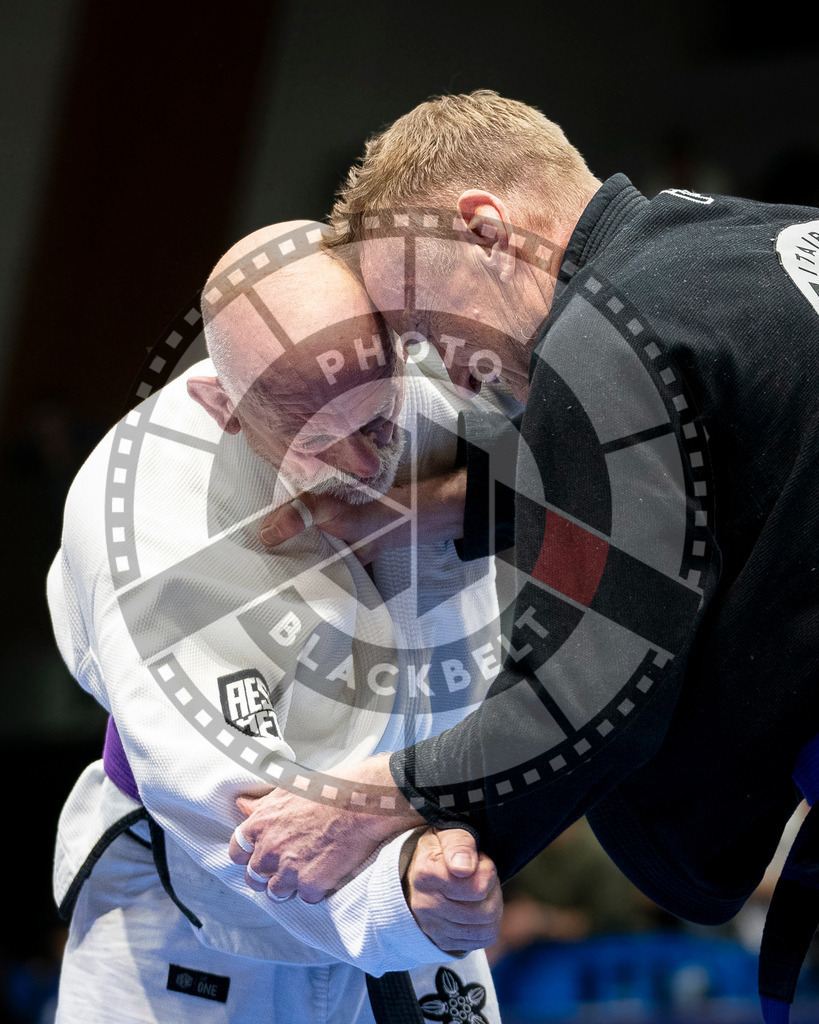 20240125PBB01012 | Fighters compete during the sixth day of the Brazilian Jiu-jitsu European Championship of the IBJJF in Paris, France, on January 25, 2024.