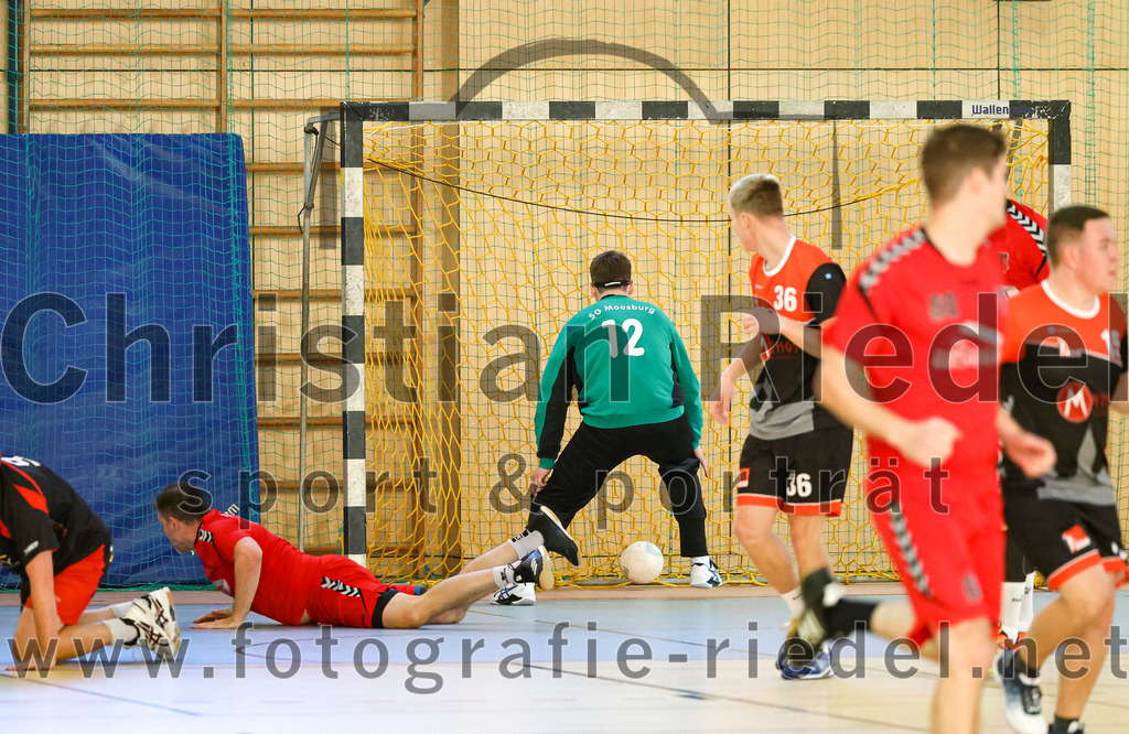 2022-10-16_052_SpVgg_Altenerding_II_gegen_SG_Moosburg_II | Erding, Deutschland, 16.10.2022:
Handball, Bezirksklasse Männer 2022 / 2023, 2. Spieltag, SpVgg Altenerding II gegen SG Moosburg II, Endergebnis: 30:23

Foto: Christian Riedel / fotografie-riedel.net