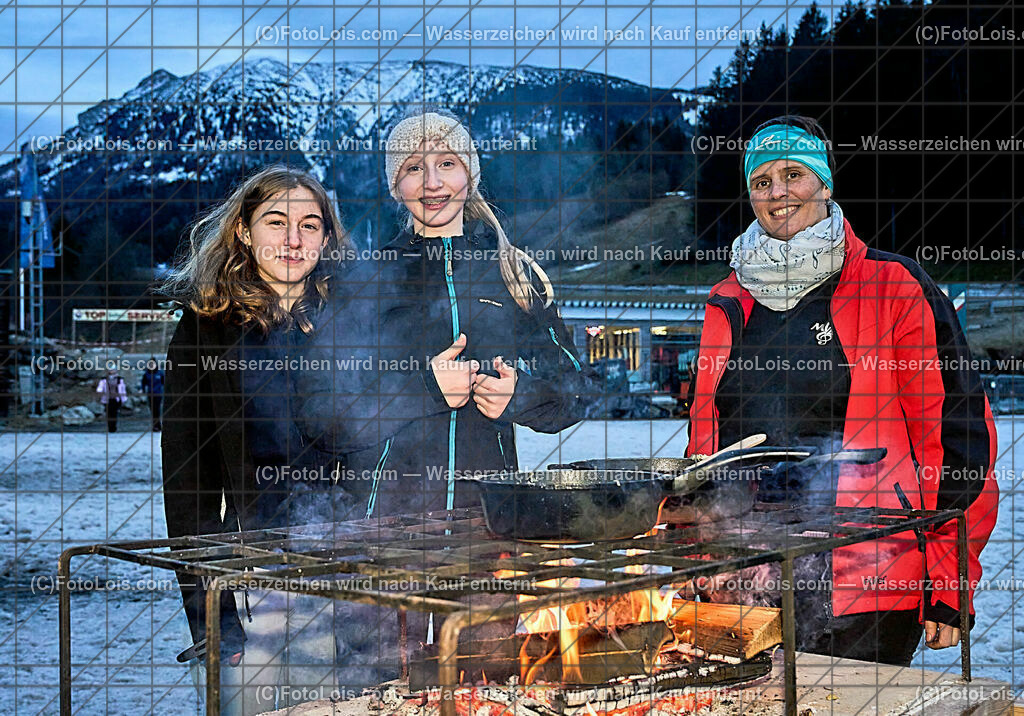 ALP6621_Blech im Schnee_MV Lackenhof_SterzKoechinnen | (C)FotoLois.com, Alois Spandl. Musikverein Lackenhof, BLECH im SCHNEE in der Ötscherarena, Fr 9. Februar 2024.