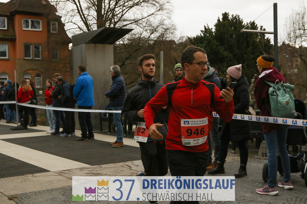 VR Bank Hauptlauf 10000m | 3 Koenigslauf 2023 - Realisiert mit Pictrs.com