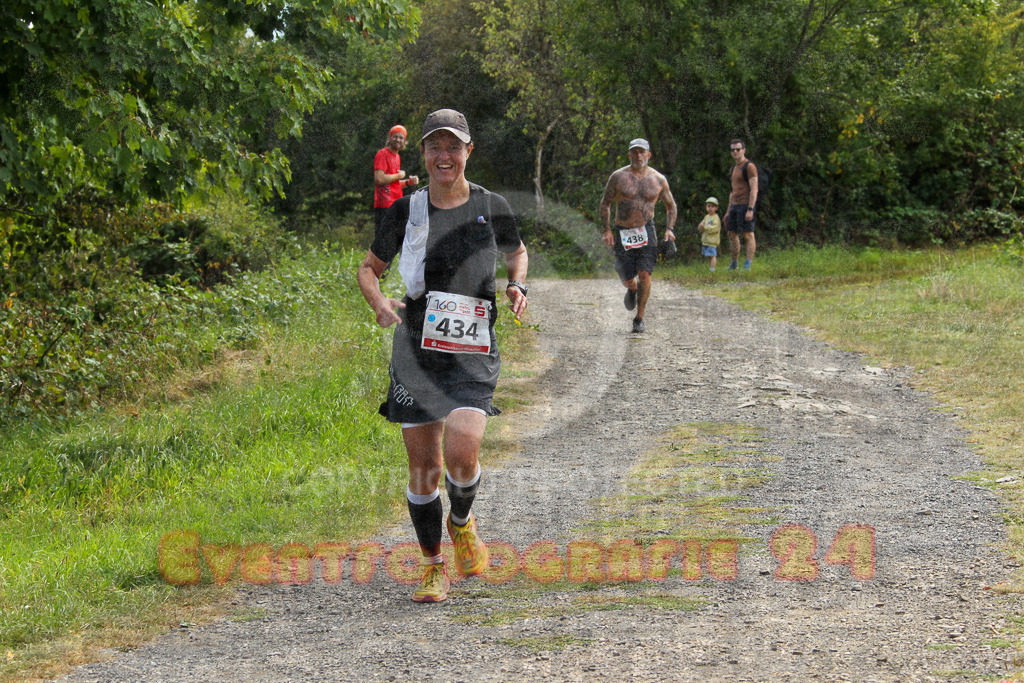 250830_1157_EV4_3720 | Sportfotografie im Rhein-Sieg Kreis, Köln, Bonn, NRW, Rheinland Pfalz, Hessen, etc. Unser Tätigkeitsfeld umfasst den Laufsport vom Volkslauf über den Marathon, Duathlon, Triathon bis zum Ultralauf wie Kölnpfad Ultra oder Schindertrail.