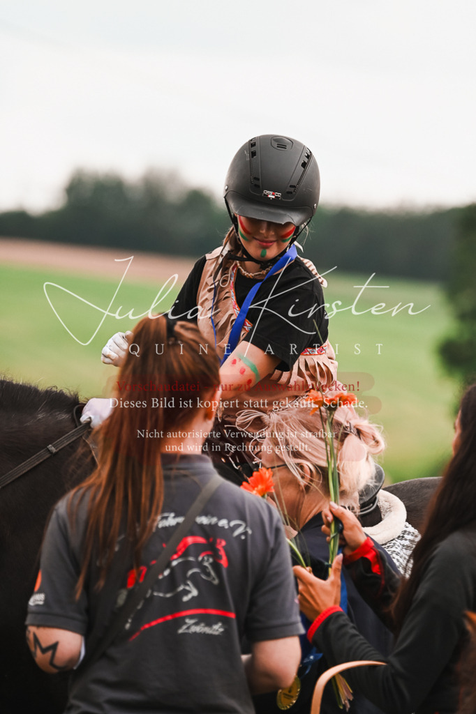 DSC_7667 | Pferde- und Turnierfotografie in Westsachsen. Pferdeportraits, Auftragszeichnungen und intuitive Kunst.