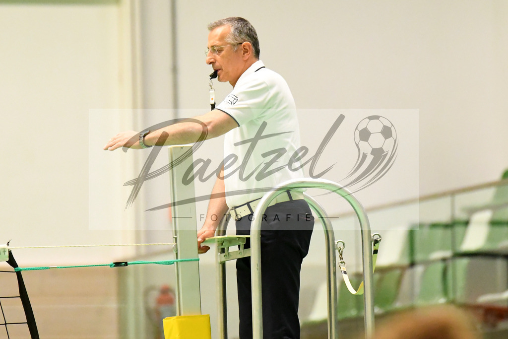20200208_VCOASC_0042 | Volleyball, Frauen:   waehrend des Spiels der Regionalliga NordWest zwischen VC Osnabrueck und ASC 46 Goettingen in der Schlosswall-Halle am 08.02.2020 in Osnabrueck, Deutschland. - Realisiert mit Pictrs.com