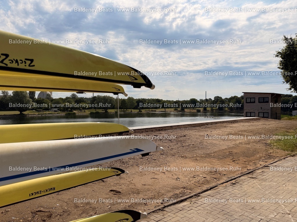 Krefeld - Elfrather See | Alle Nutzungsrechte vorbehalten. Jede Nutzung des Bildes bedarf einer gültigen Lizenz. Der Urheber- und Quellenhinweis „Foto: Cesar von Meissen / Baldeneysee.Ruhr“ ist bei jeder Veröffentlichung direkt am Bild anzubringen. Eine Weitergabe, Unterlizenzierung oder Weiterveräußerung an Dritte ist unzulässig. - Realisiert mit Pictrs.com