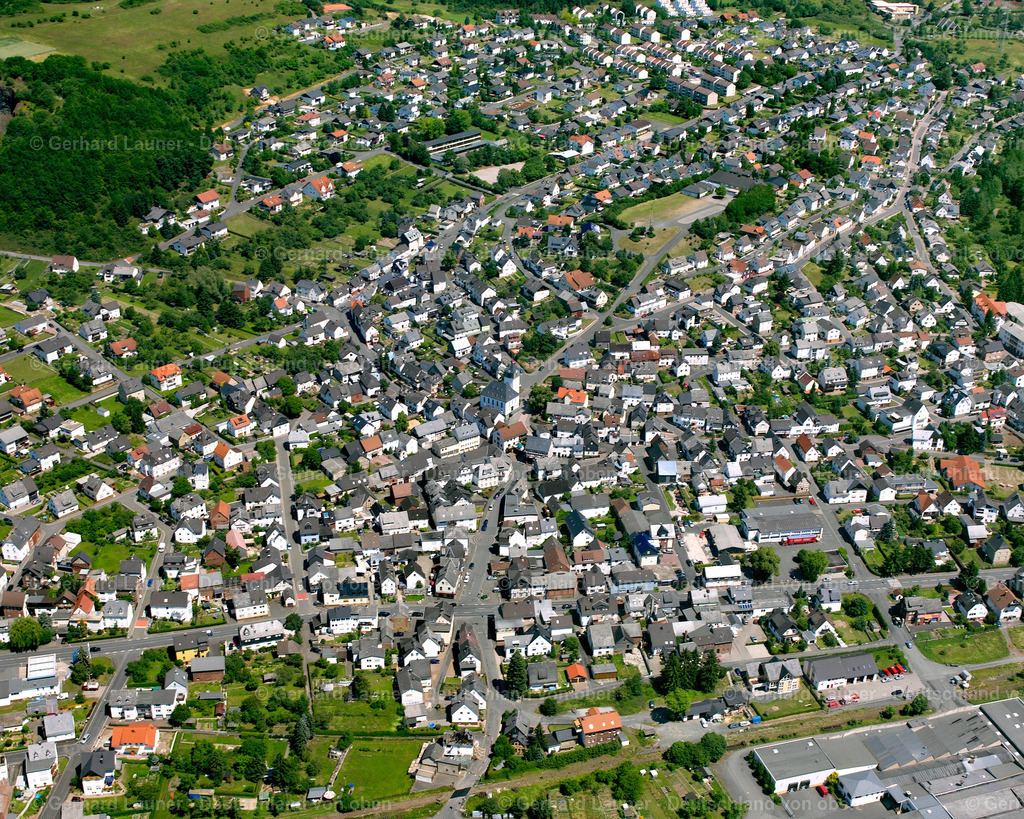 2610623 | SEELBACH 09.06.2006 Stadtansicht des Innenstadtbereiches  in Seelbach im Bundesland Hessen, Deutschland // City view on down town  in Seelbach in the state Hesse, Germany Foto: Gerhard Launer